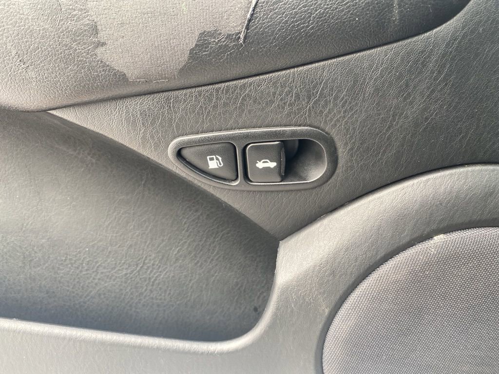 Used 2004 Hyundai Sonata image 22