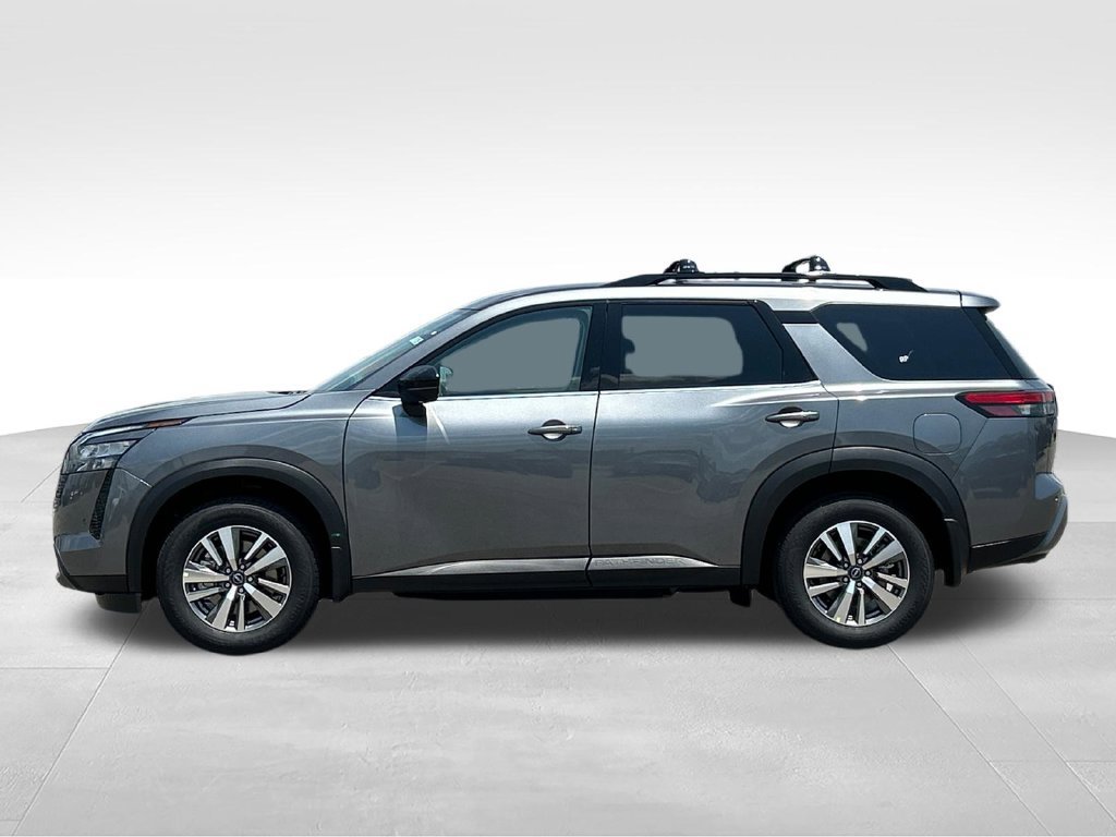 New 2026 Nissan Pathfinder SL w/ Cargo Package FWD image 2