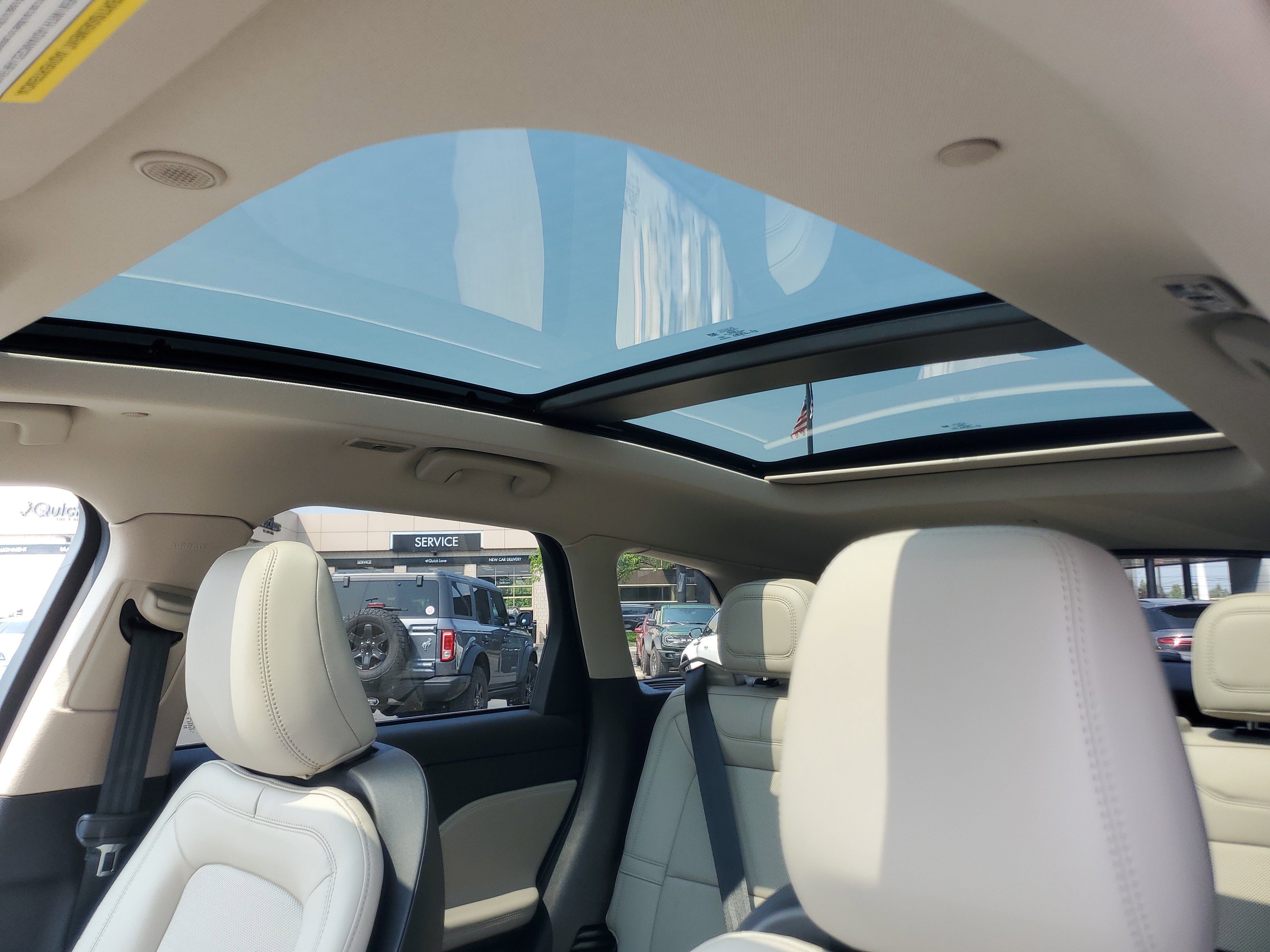 New 2025 Lincoln Corsair Reserve image 11