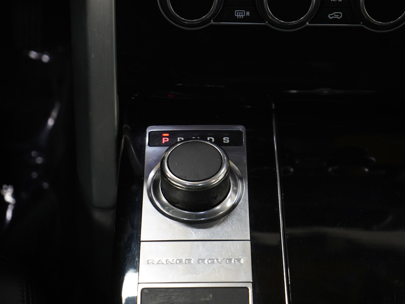 Used 2013 Land Rover Range Rover HSE AWD/4WD image 22
