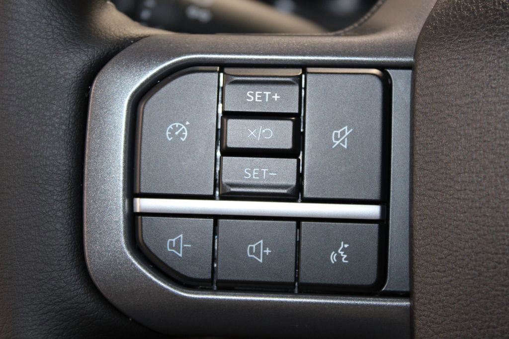 New 2026 Ford F250 Lariat w/ Black Appearance Package image 48