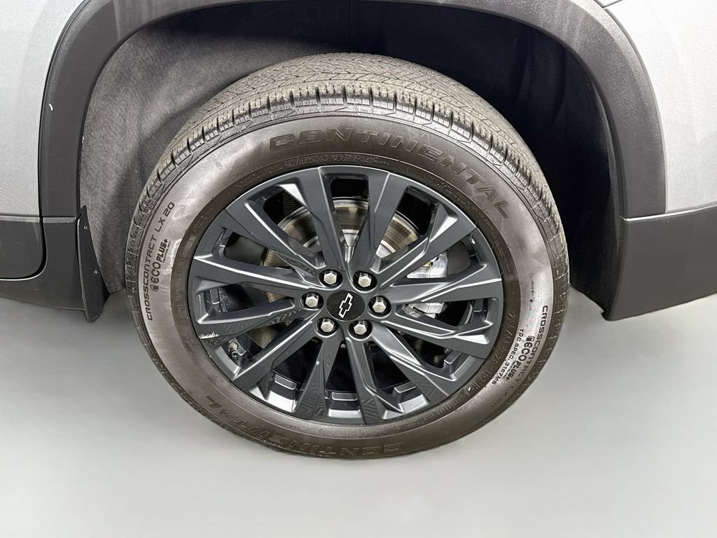Used 2023 Chevrolet Traverse RS AWD/4WD image 38