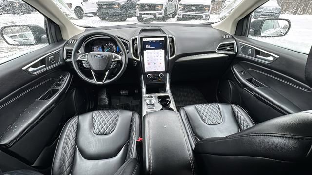 Certified 2023 Ford Edge Titanium w/ Class II Trailer Tow Package image 13