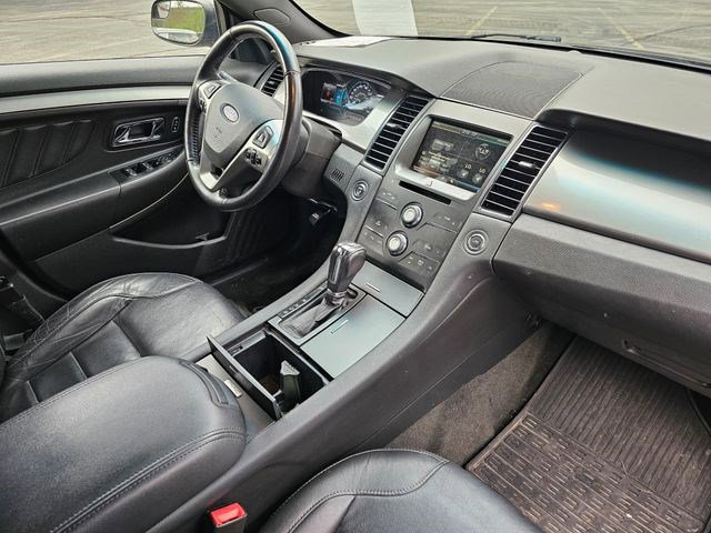 Used 2015 Ford Taurus SEL w/ Equipment Group 201A FWD image 13