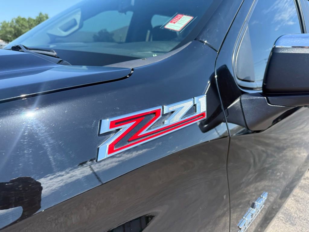 Used 2019 Chevrolet Silverado 1500 LT w/ Texas Edition AWD/4WD image 5