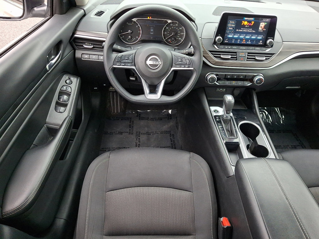 Used 2024 Nissan Altima 2.5 SV FWD image 22