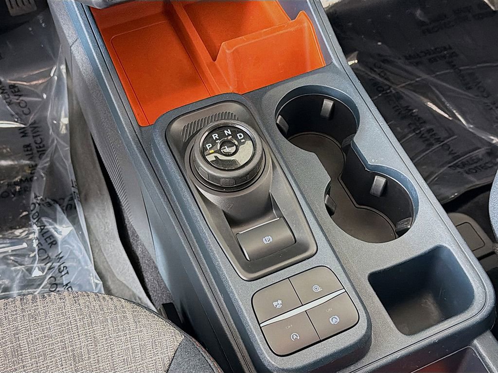 Used 2022 Ford Maverick XLT image 32