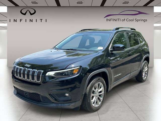 Used 2022 Jeep Cherokee Latitude Lux w/ Mopar Interior Package FWD image 3
