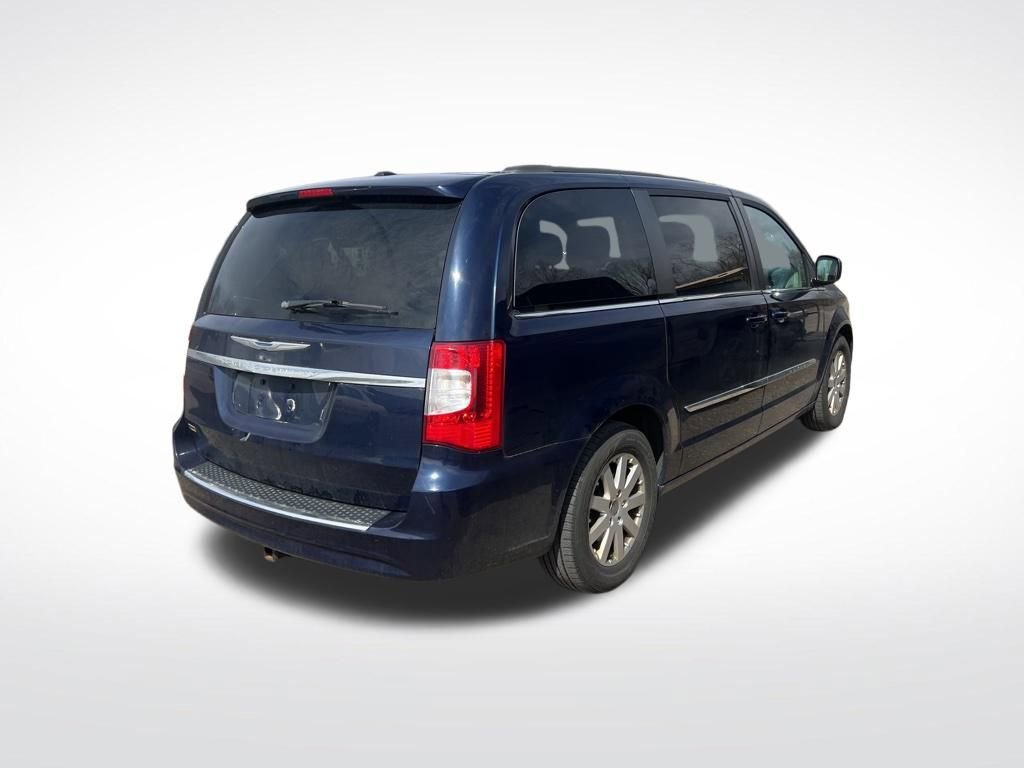Used 2016 Chrysler Town & Country Touring image 36