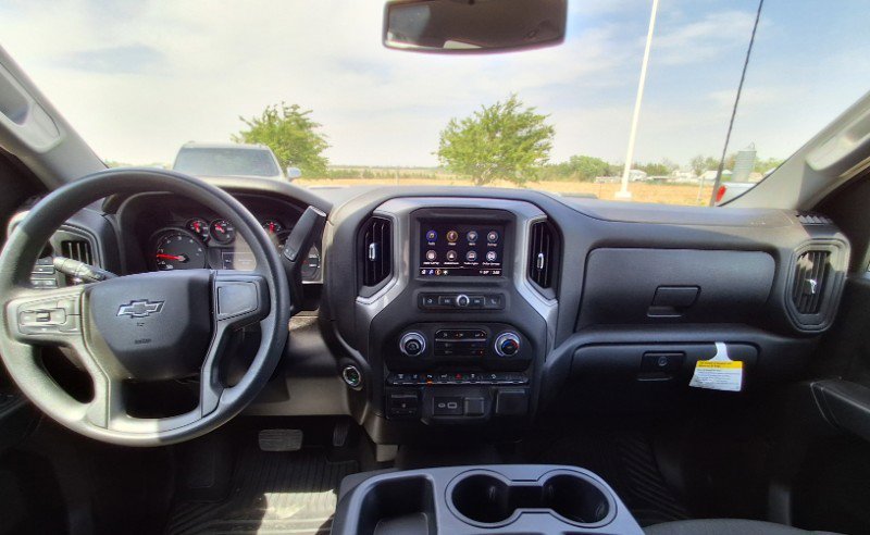 Used 2025 Chevrolet Silverado 2500 Custom w/ Custom Value Package AWD/4WD image 17