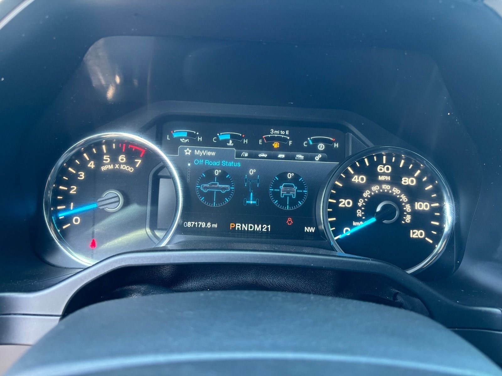 Used 2016 Ford F150 Lariat w/ Equipment Group 502A Luxury image 33