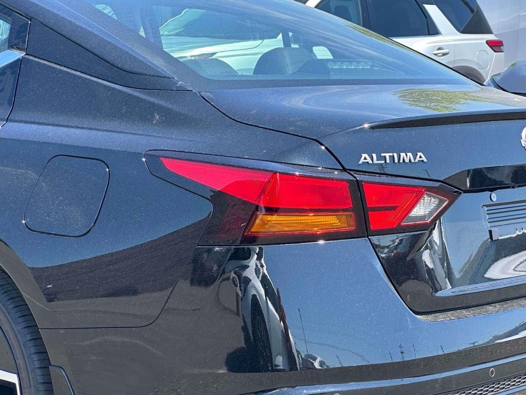 New 2026 Nissan Altima 2.5 SR FWD image 9