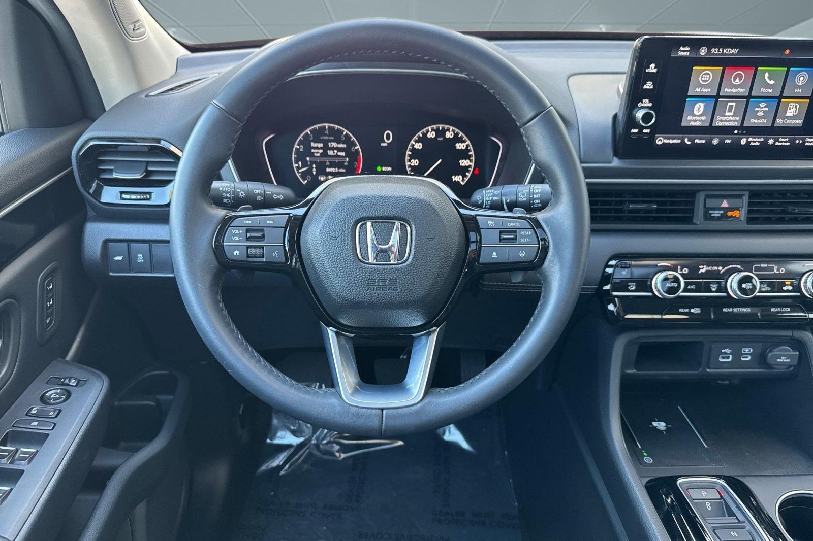 Certified 2025 Honda Pilot Touring image 28