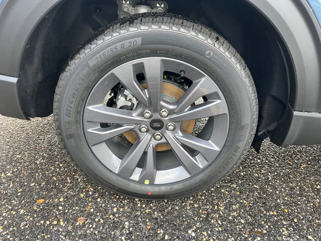 New 2026 Ford Explorer Active w/ Active Comfort Package image 23
