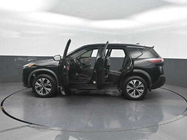 Used 2022 Nissan Rogue SV FWD image 33