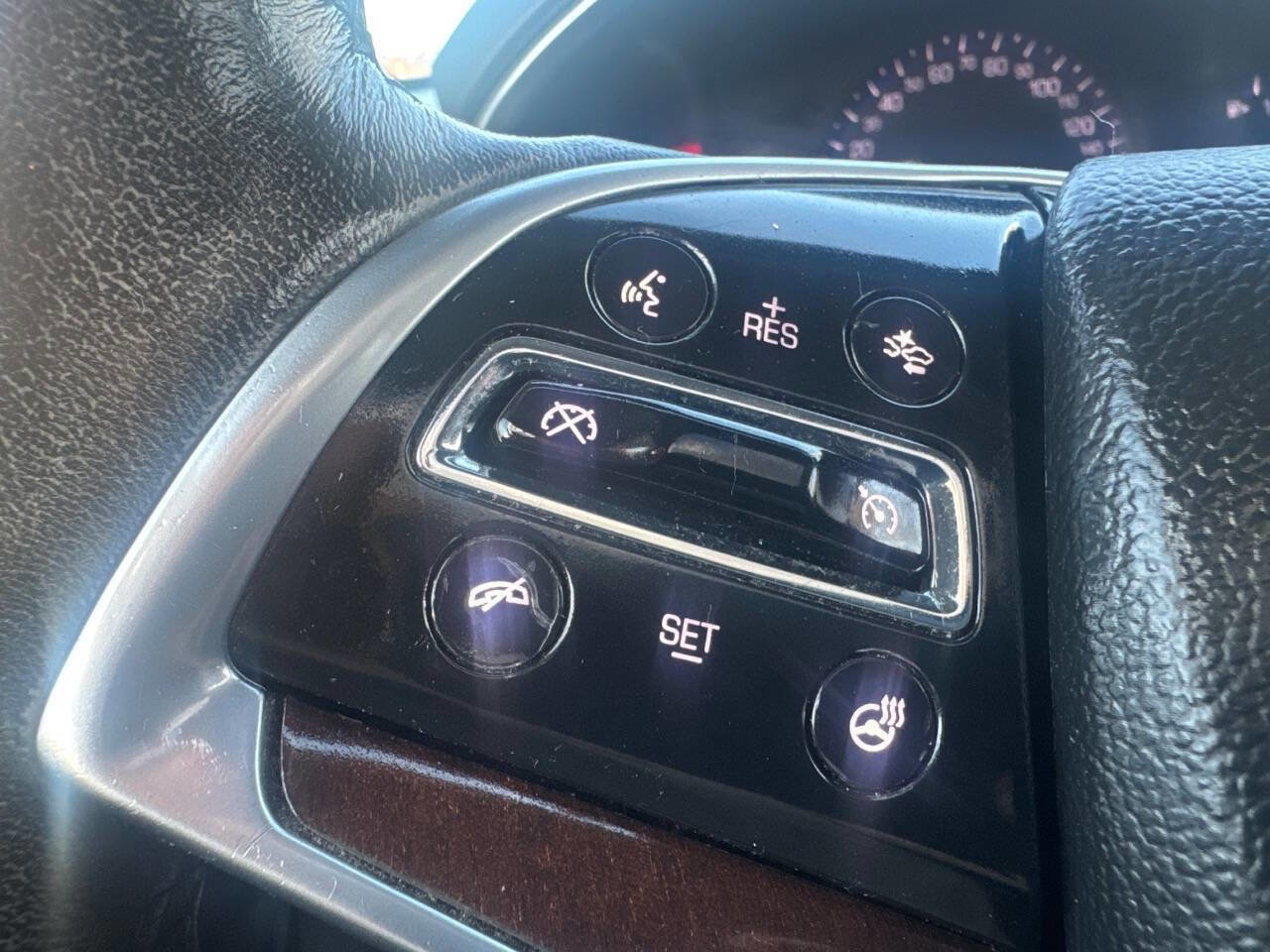 Used 2014 Cadillac SRX Luxury w/ Driver Awareness Package image 34