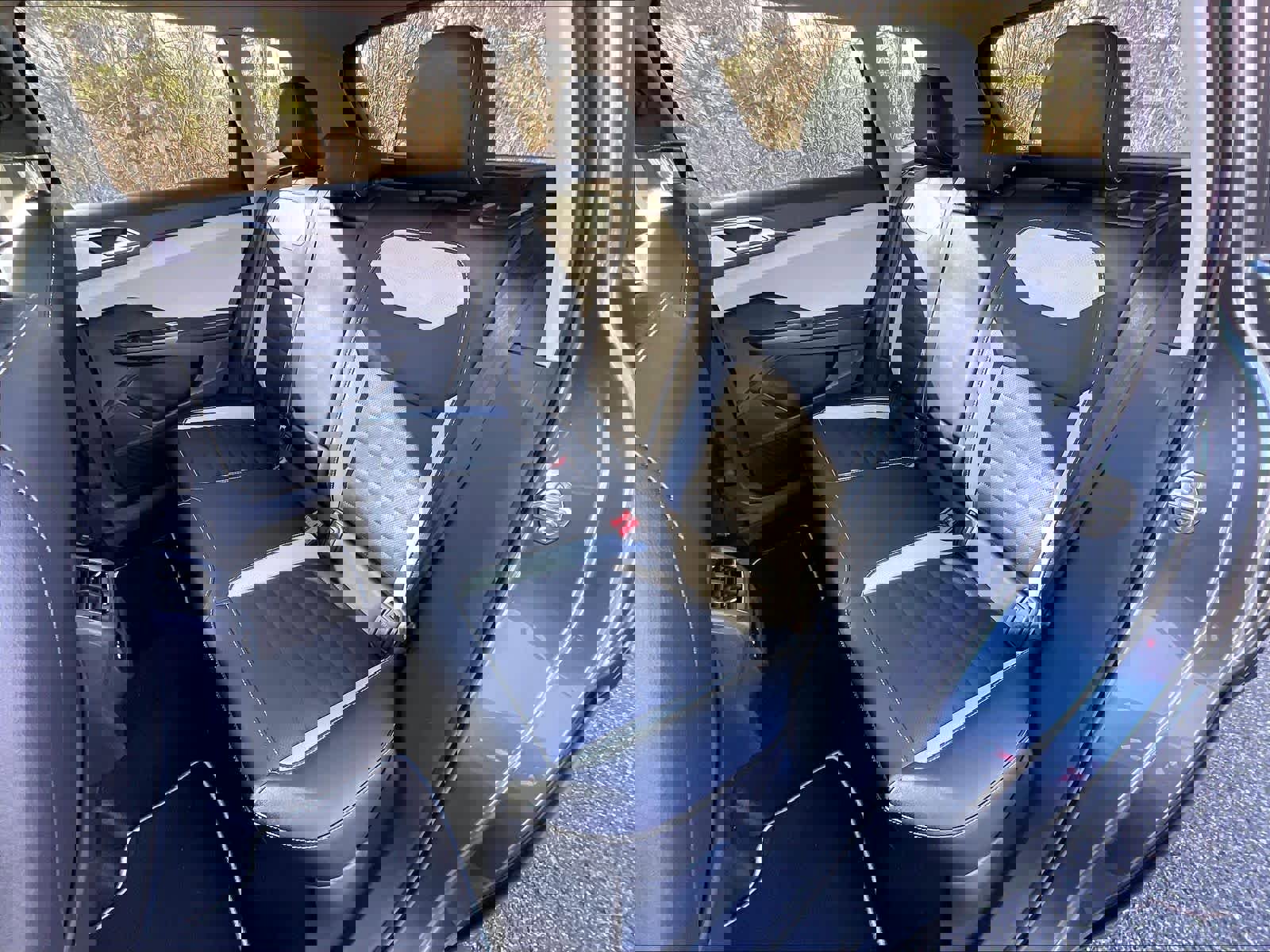 New 2026 Volkswagen Taos SEL image 15