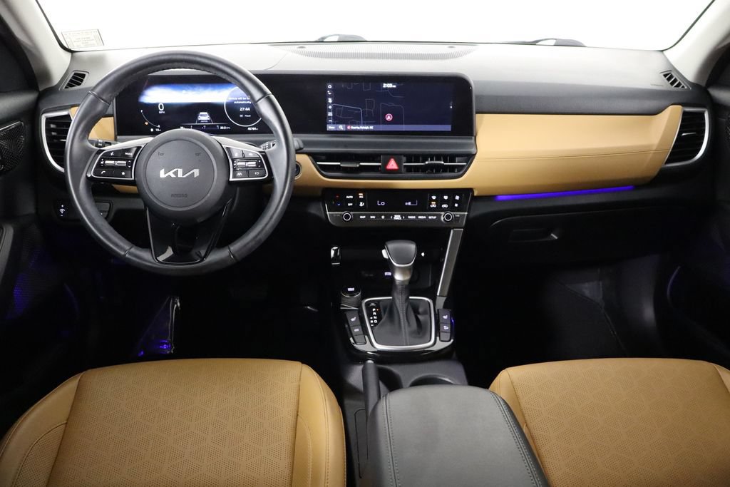Used 2024 Kia Seltos EX FWD image 13