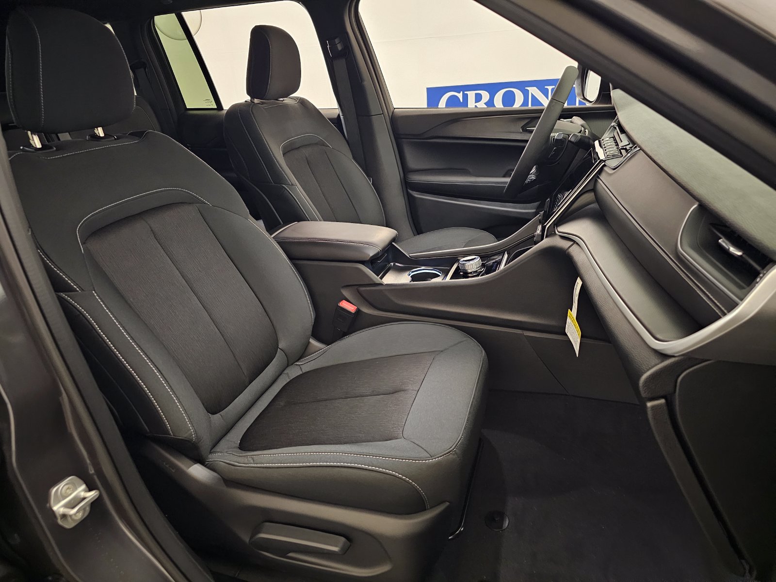 New 2026 Jeep Grand Cherokee Laredo X AWD/4WD image 25