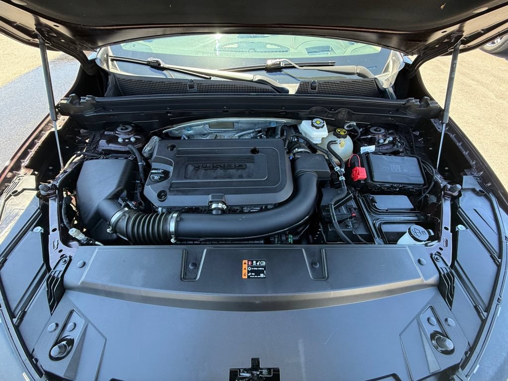 Used 2023 Buick Envision Avenir AWD/4WD image 29
