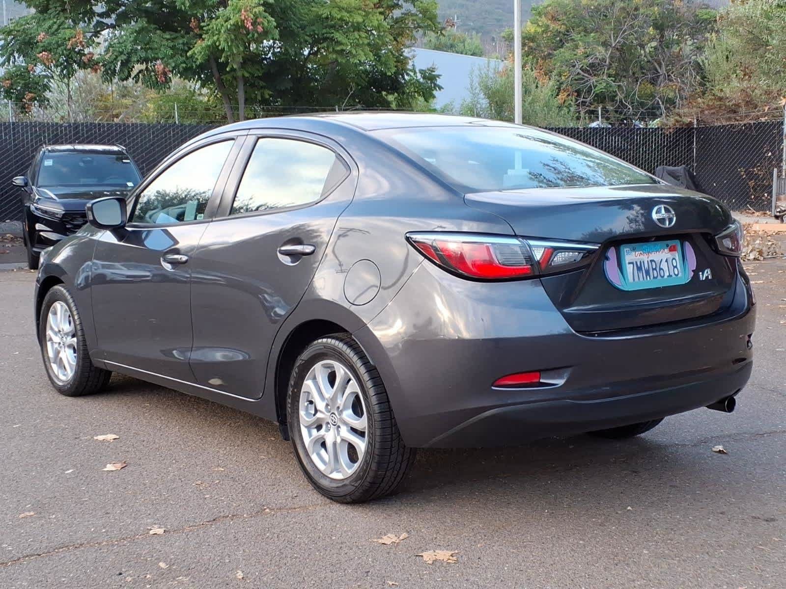 Used 2016 Scion iA FWD image 7
