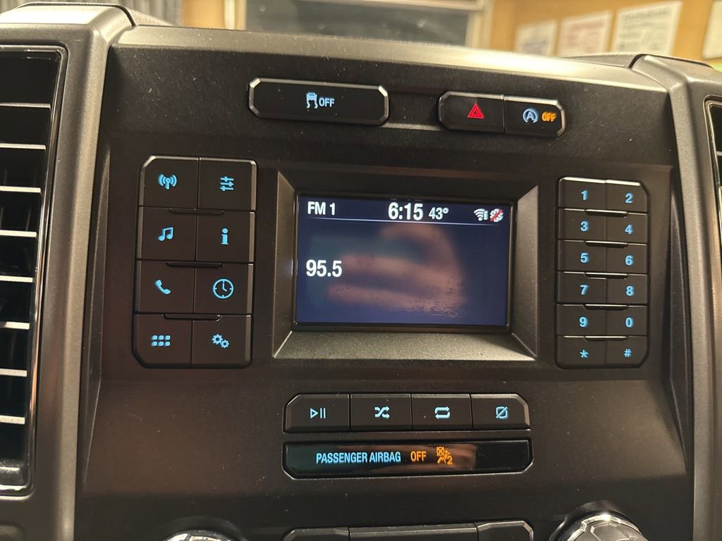 Used 2018 Ford F150 XLT image 32