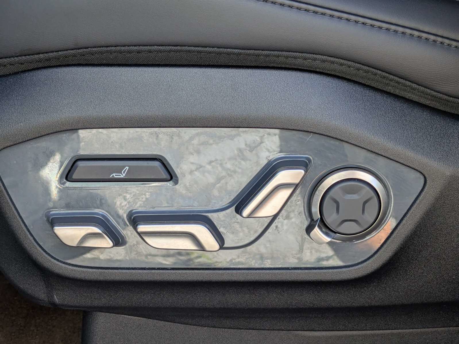 Certified 2024 Kia EV9 GT-Line AWD/4WD image 18
