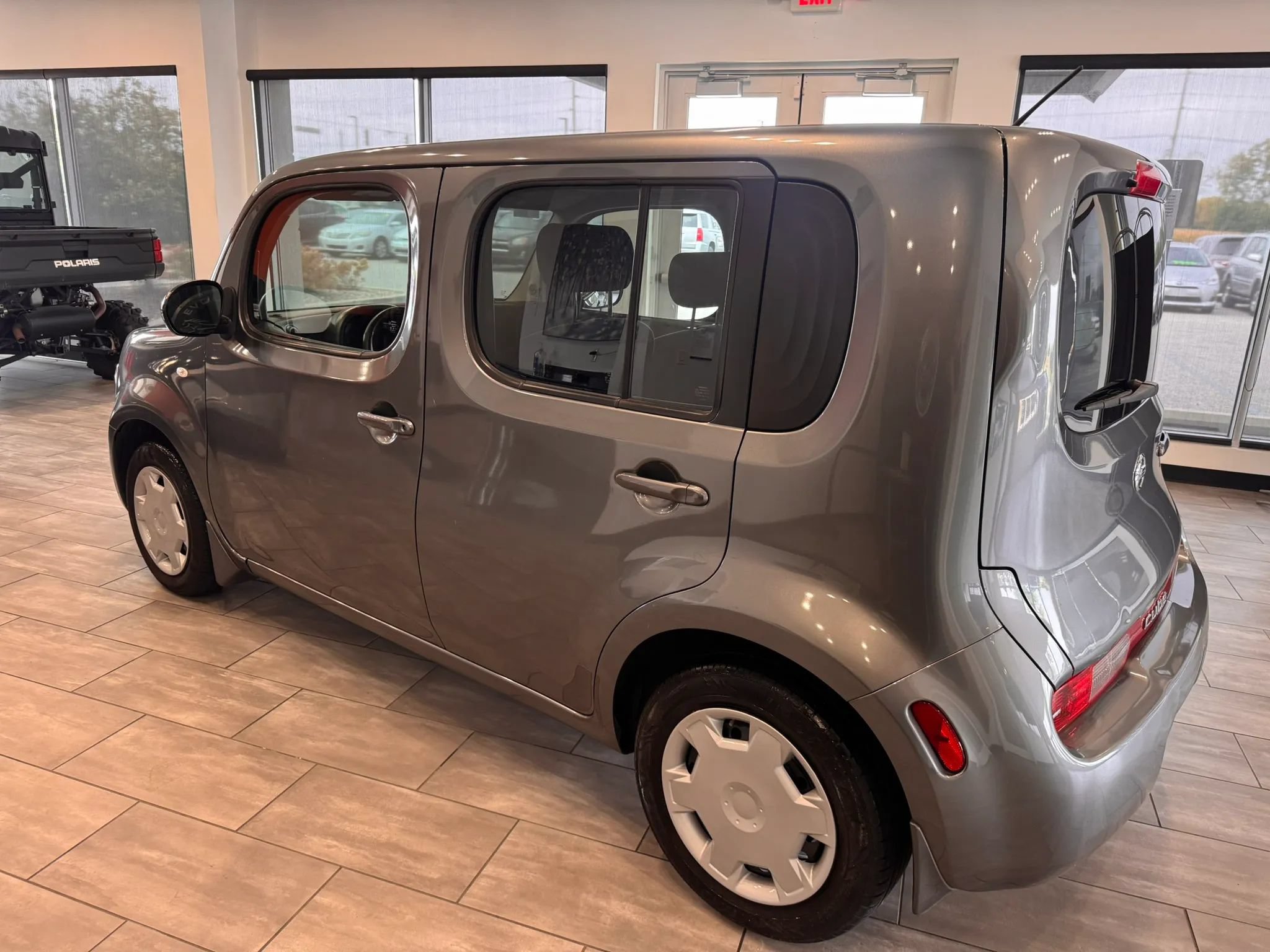 Used 2012 Nissan Cube 1.8 S w/ Interior Designer Pkg FWD image 9