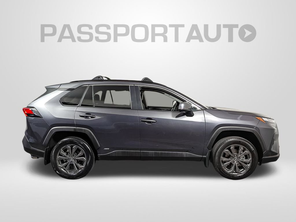 Used 2024 Toyota RAV4 XLE Premium image 8