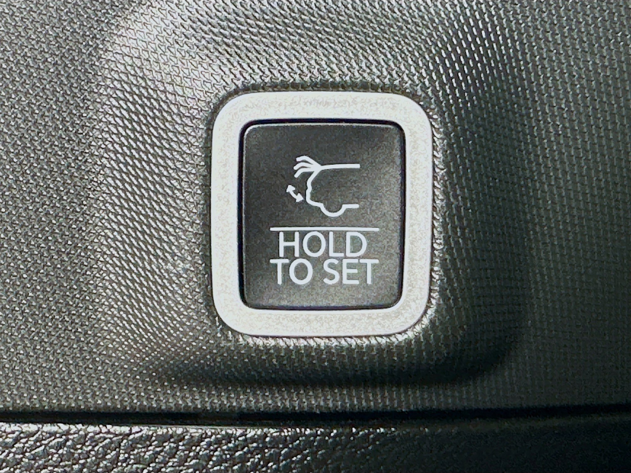 Used 2023 Jeep Grand Cherokee Altitude image 29