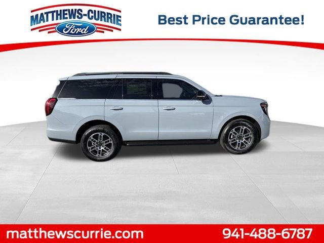 New 2025 Ford Expedition Active image 3