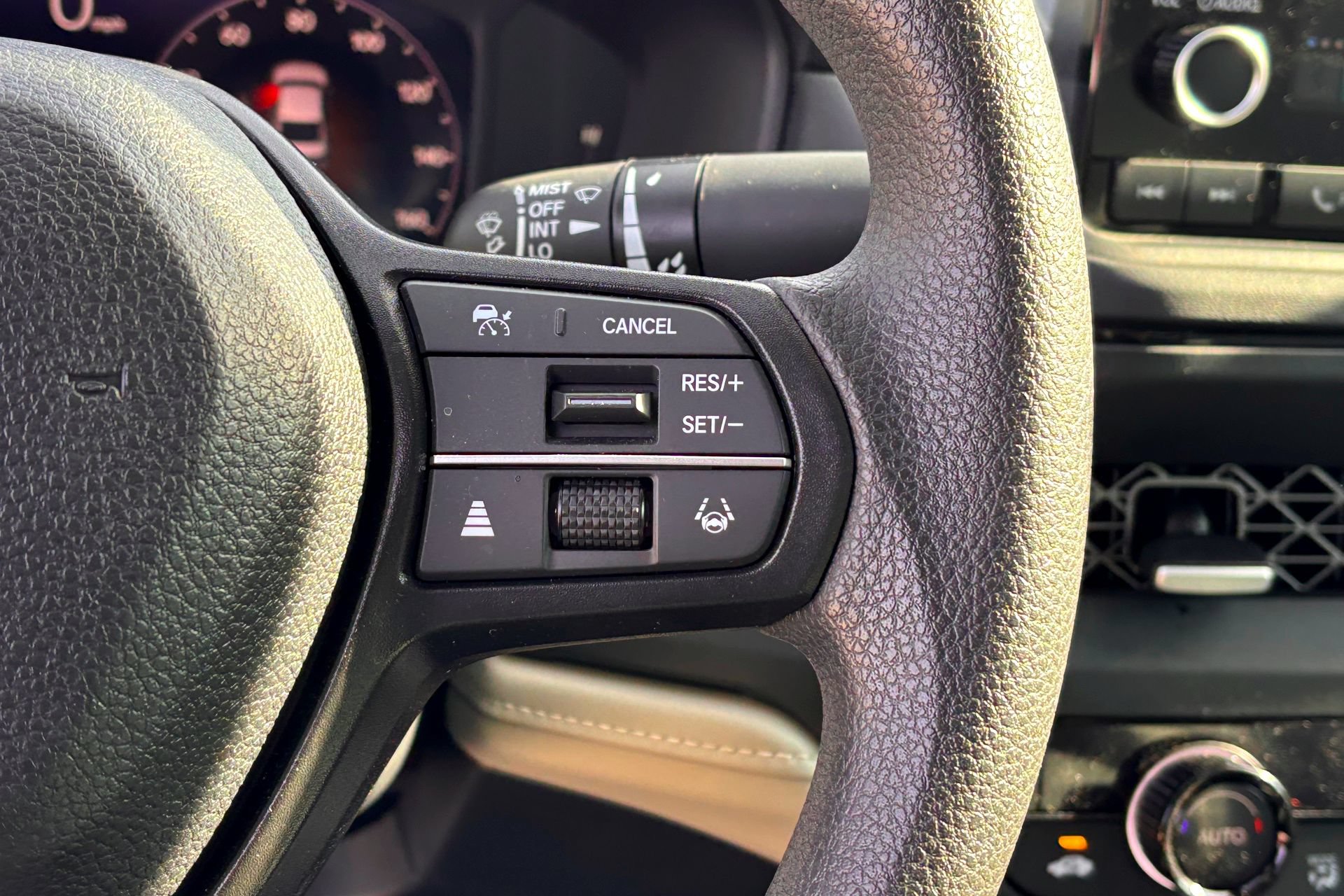 Used 2025 Honda Accord SE image 15