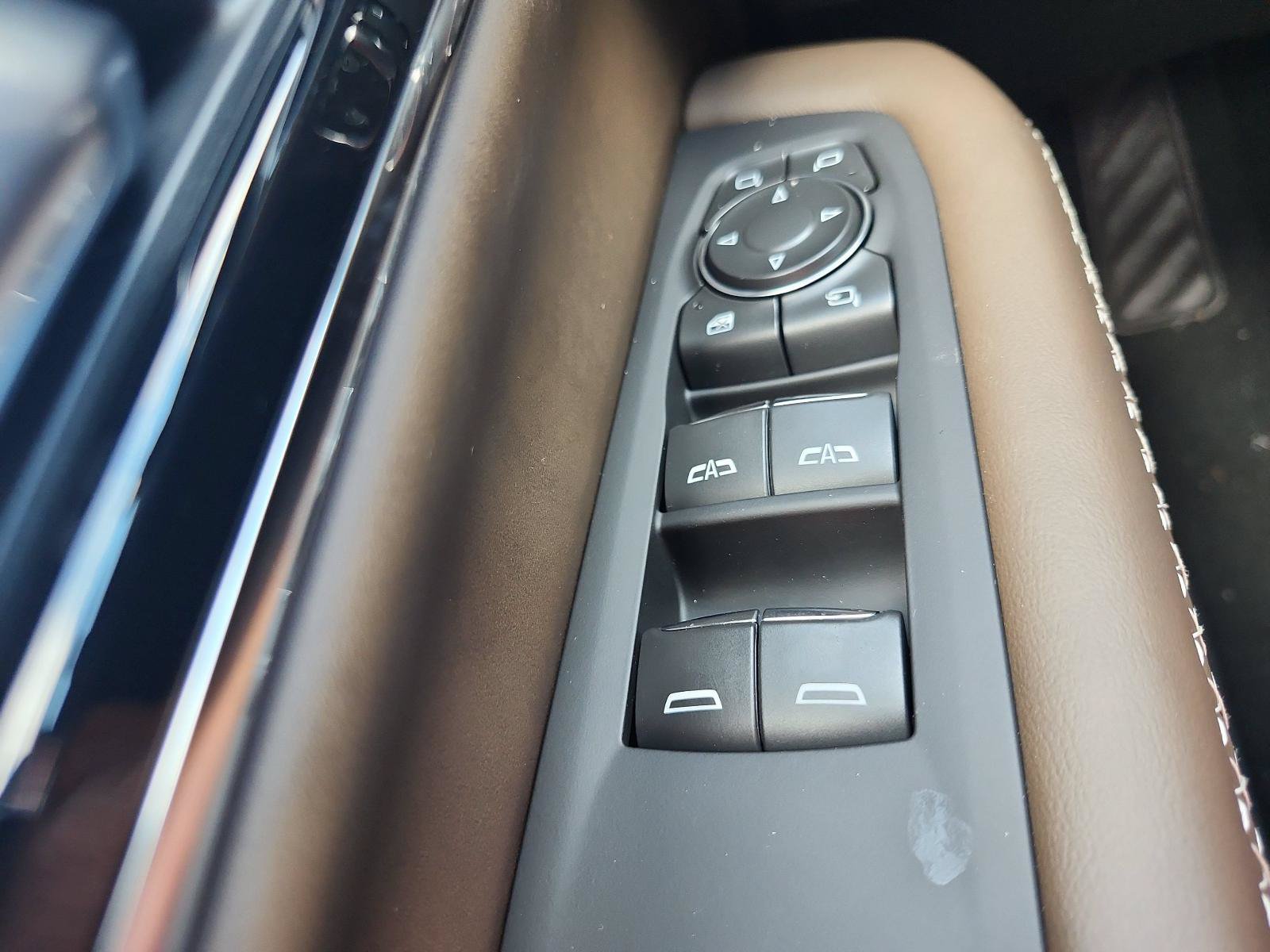 New 2026 GMC Yukon XL Denali Ultimate AWD/4WD image 19