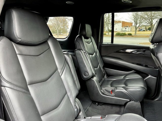 Used 2019 Cadillac Escalade ESV Platinum image 22