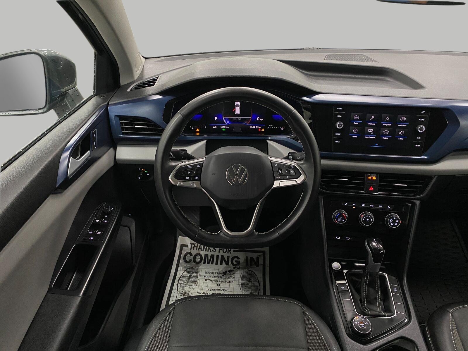 Used 2023 Volkswagen Taos SE w/ Panoramic Sunroof Package AWD/4WD image 13
