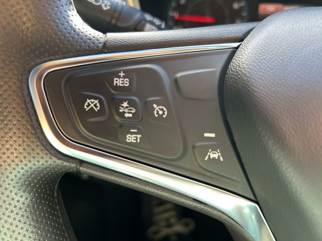 Used 2024 Chevrolet Equinox LS w/ Sport Edition image 25