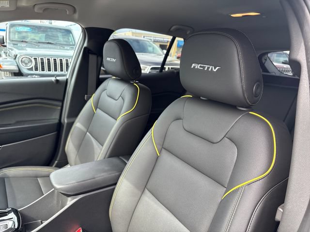 Used 2025 Chevrolet Trax ACTIV FWD image 9