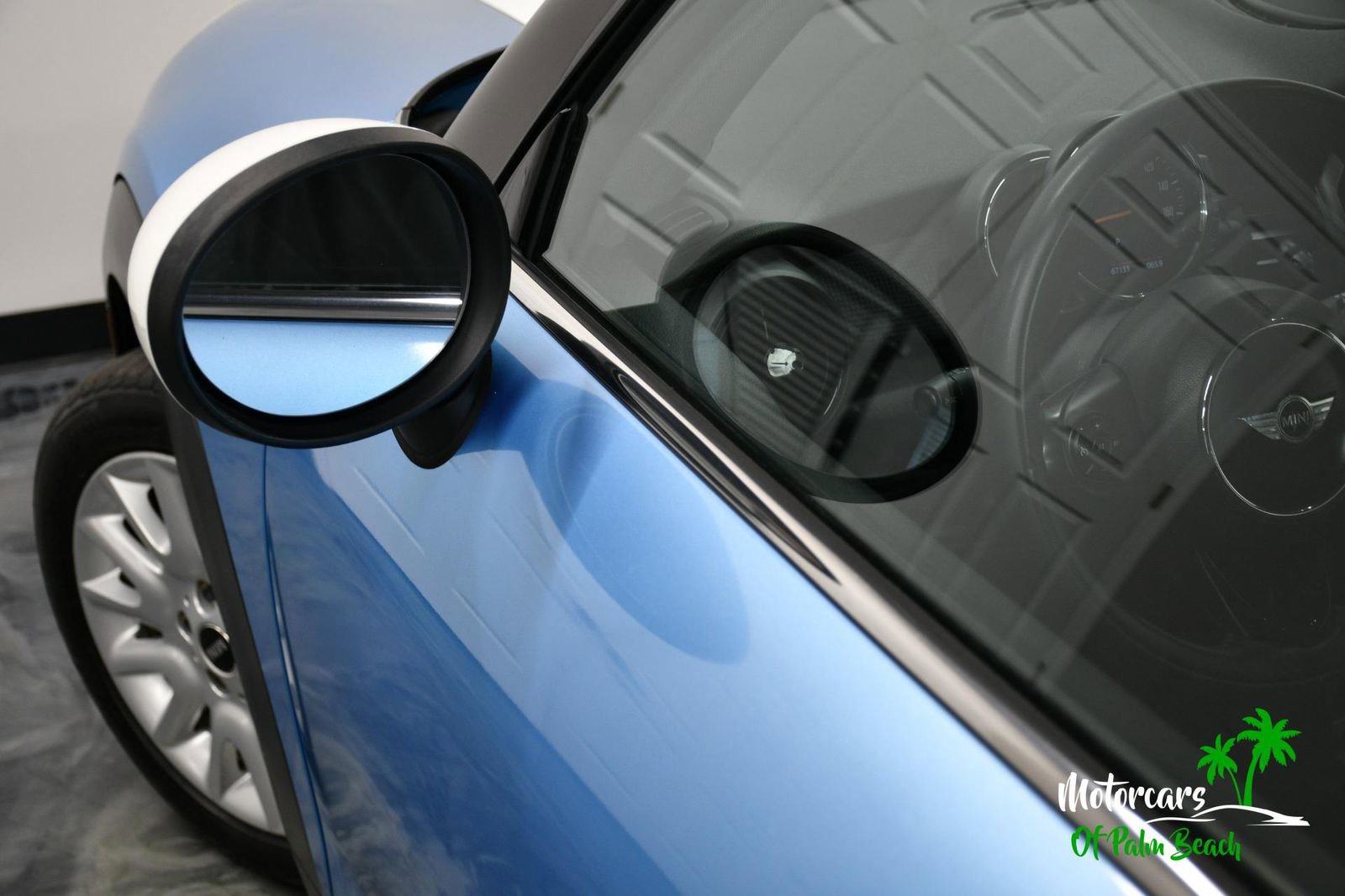 Used 2015 MINI Cooper 2-Door Hardtop FWD image 9