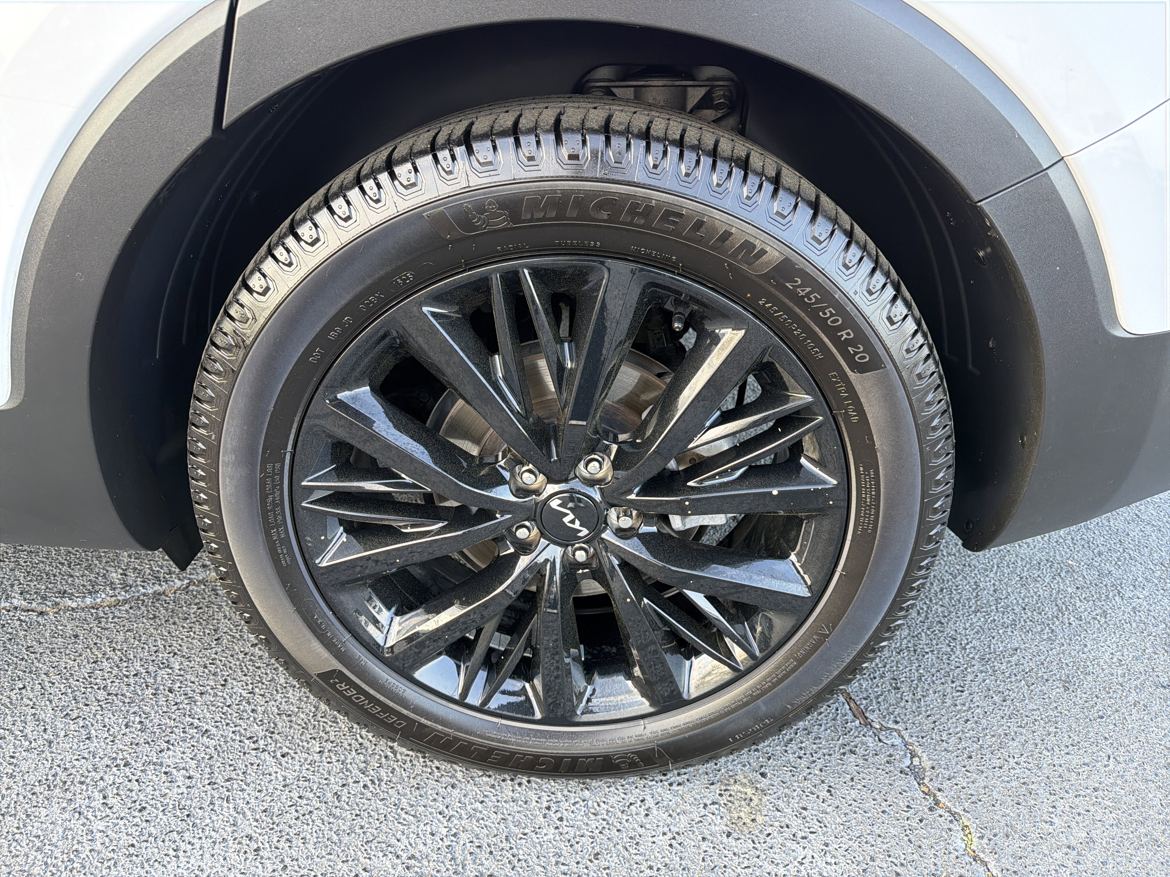 Used 2022 Kia Telluride SX w/ Towing Package image 19