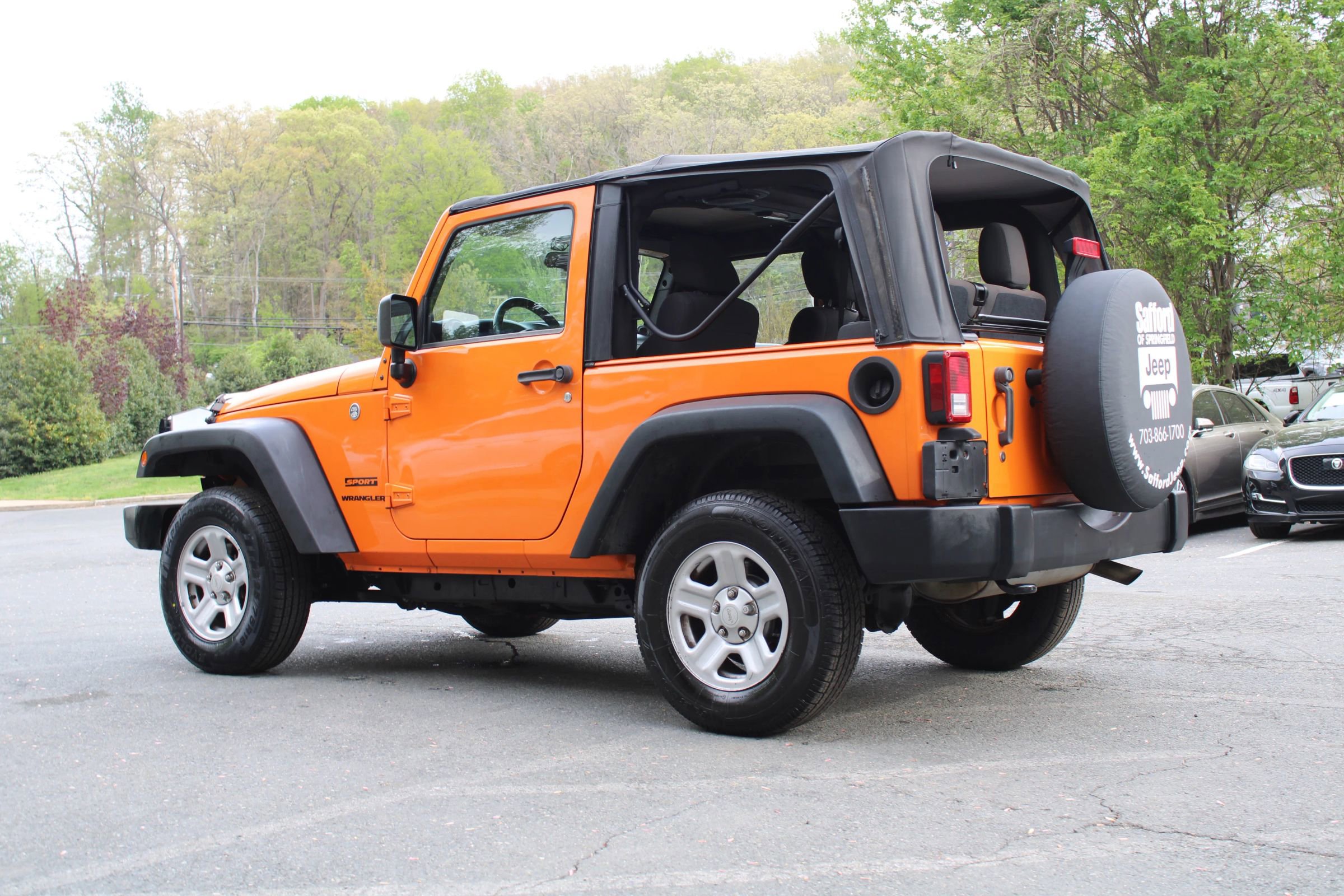 Used 2012 Jeep Wrangler Sport w/ Connectivity Group image 4