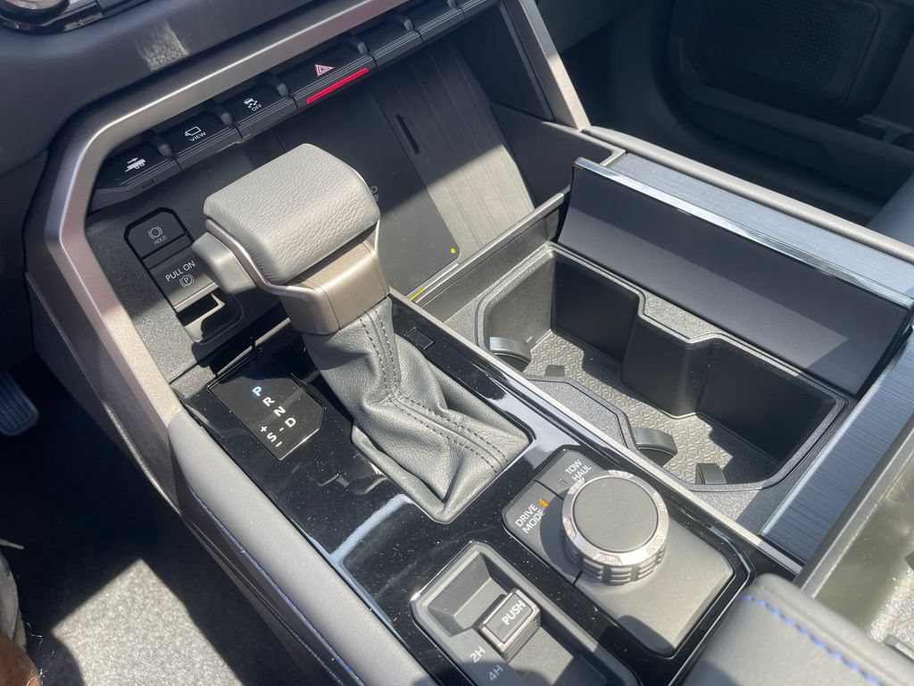 New 2026 Toyota Sequoia Platinum AWD/4WD image 26