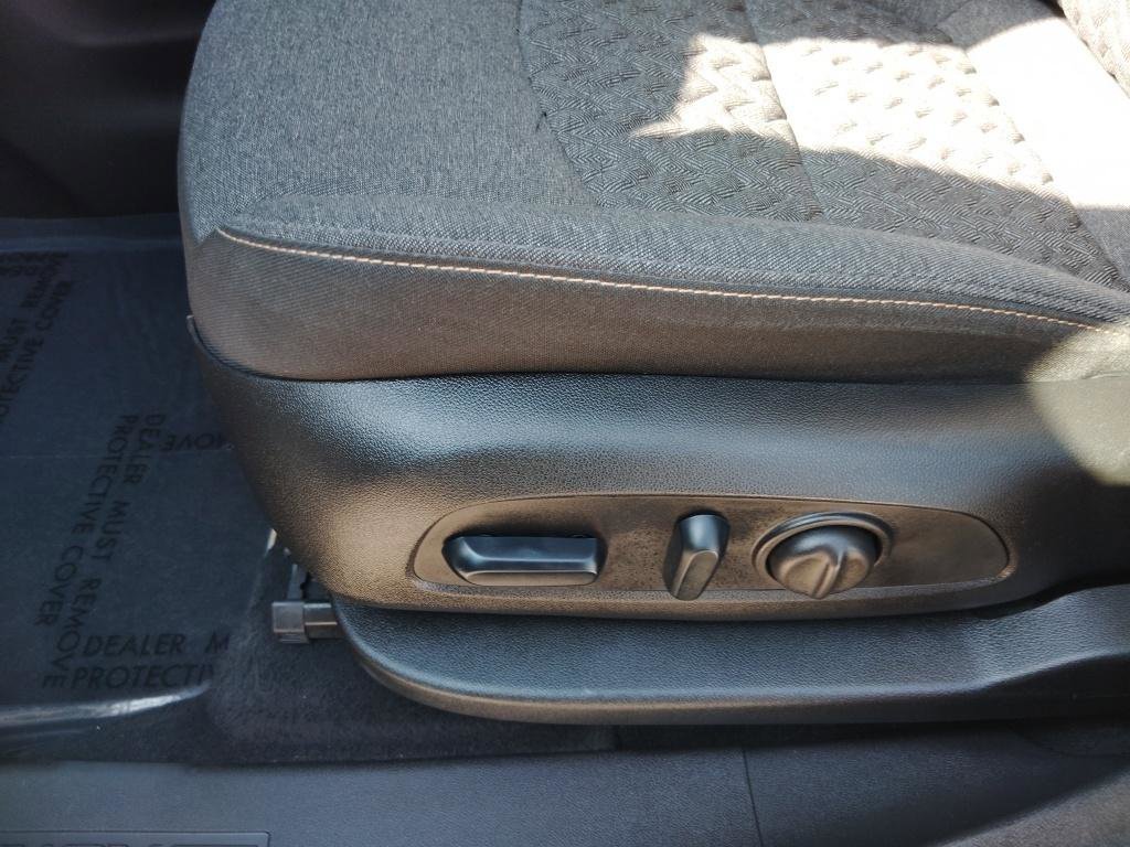 Used 2024 Chevrolet Equinox LT AWD/4WD image 14