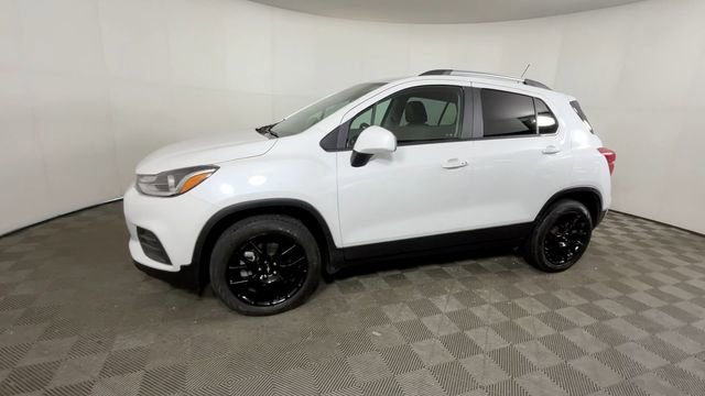 Used 2022 Chevrolet Trax LT w/ Driver Confidence Package AWD/4WD image 12