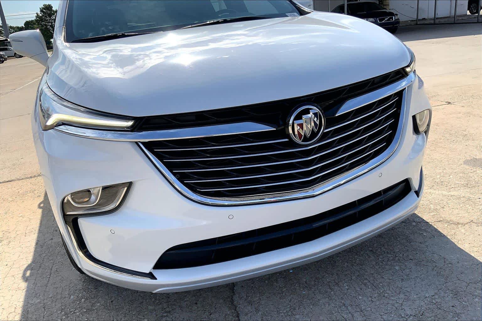 Certified 2023 Buick Enclave Essence FWD image 29