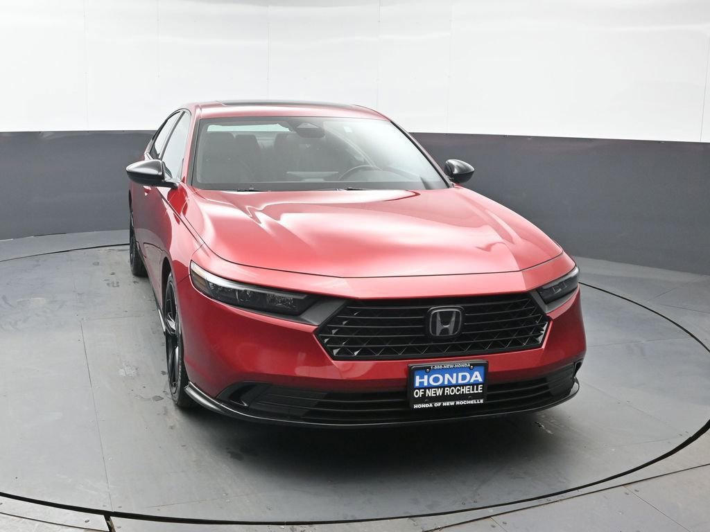 Used 2023 Honda Accord Sport image 9