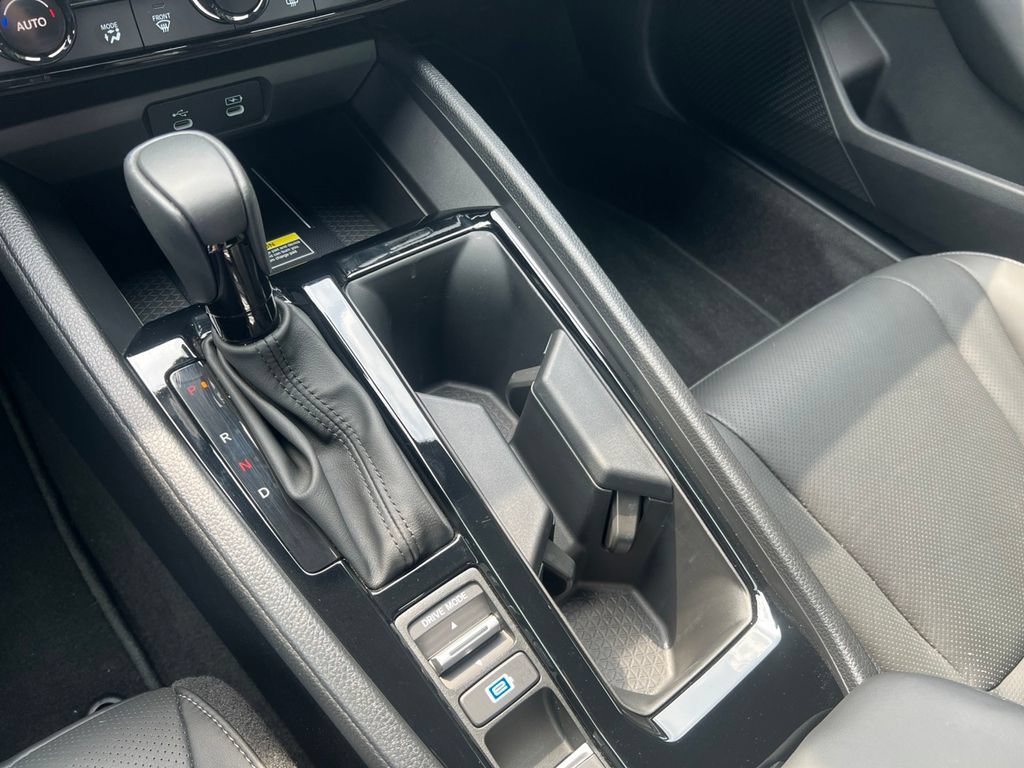 Used 2025 Honda Accord Sport image 31