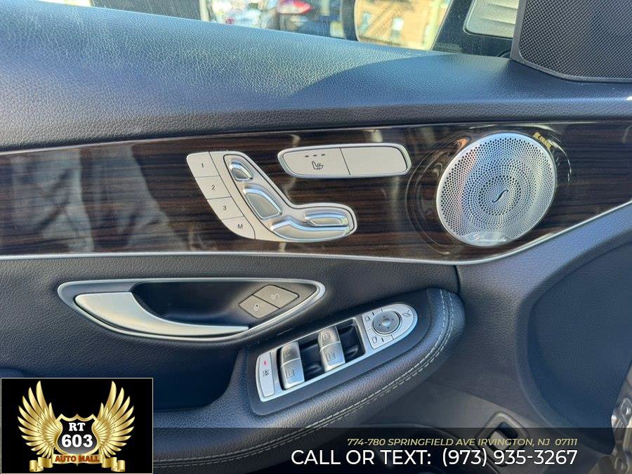 Used 2019 Mercedes-Benz C 300 4MATIC Sedan image 17