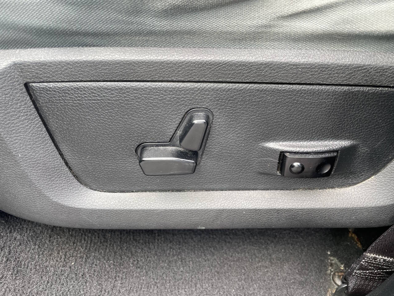 Used 2017 RAM 1500 Big Horn RWD image 12