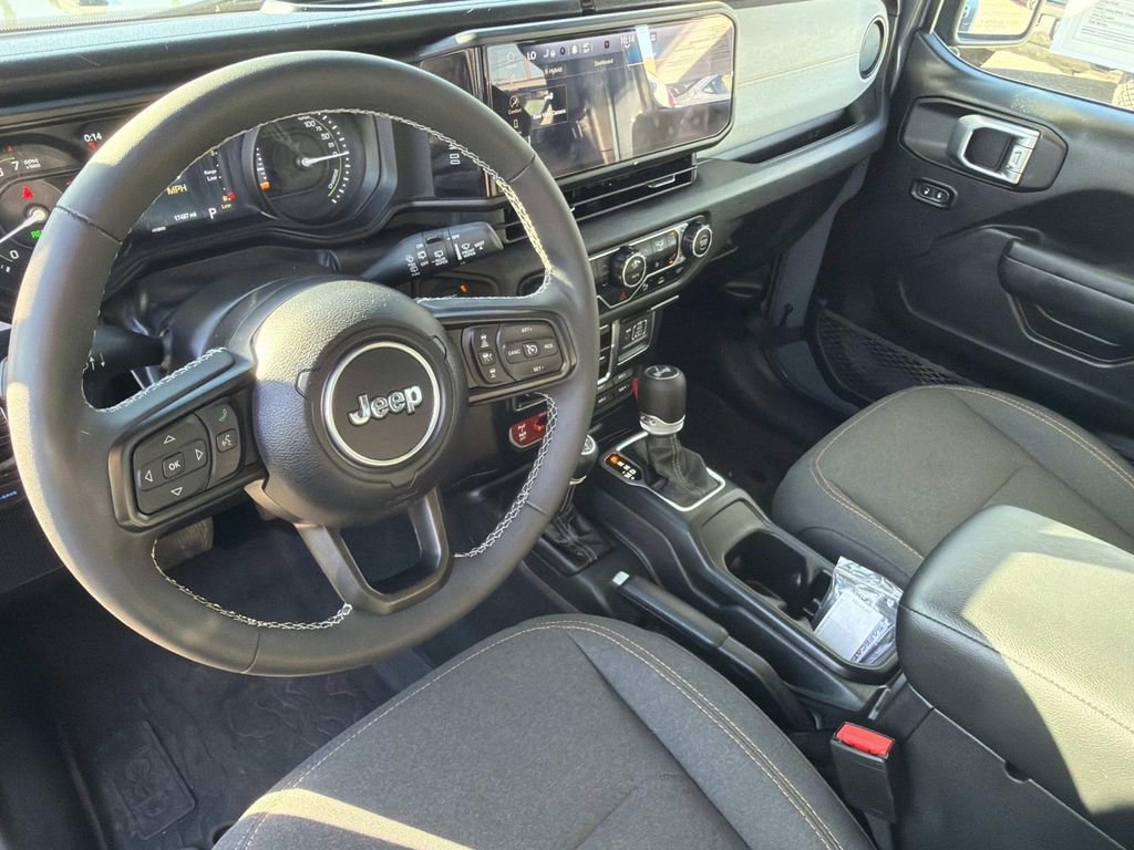 Used 2025 Jeep Wrangler Willys 4xe image 8