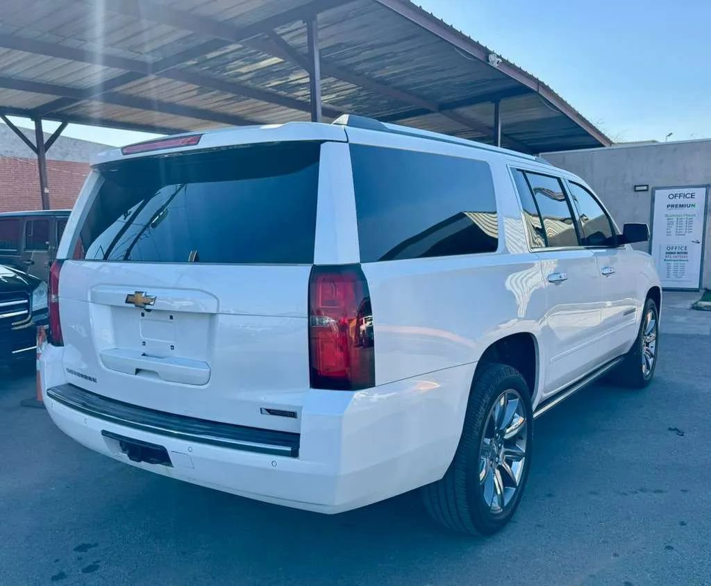 Used 2018 Chevrolet Suburban Premier image 5